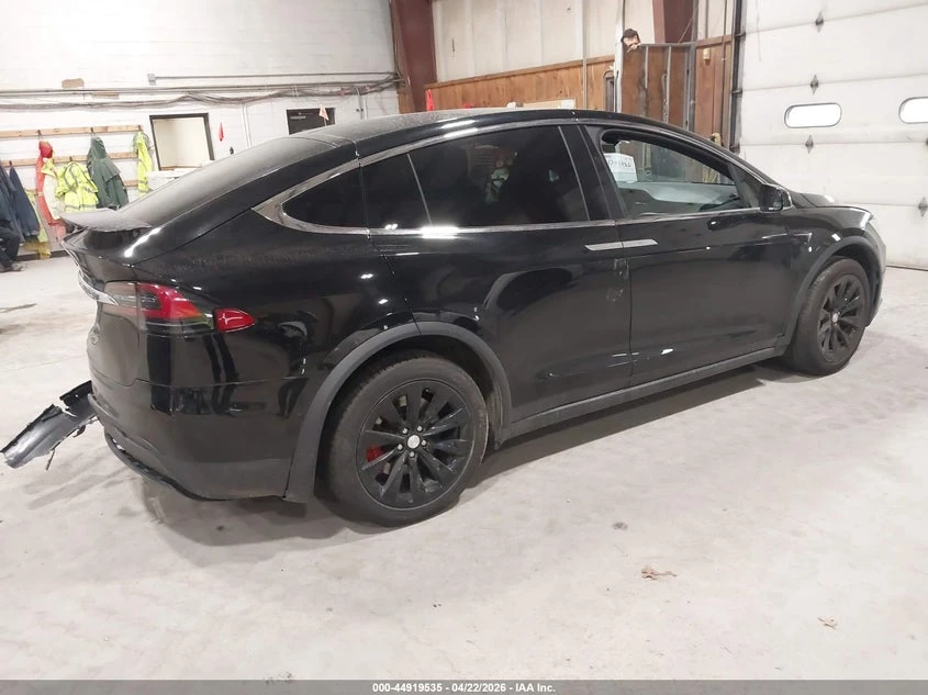 Tesla Model X Performance Dual Motor All-Wheel Drive, снимка 4 - Автомобили и джипове - 55104205