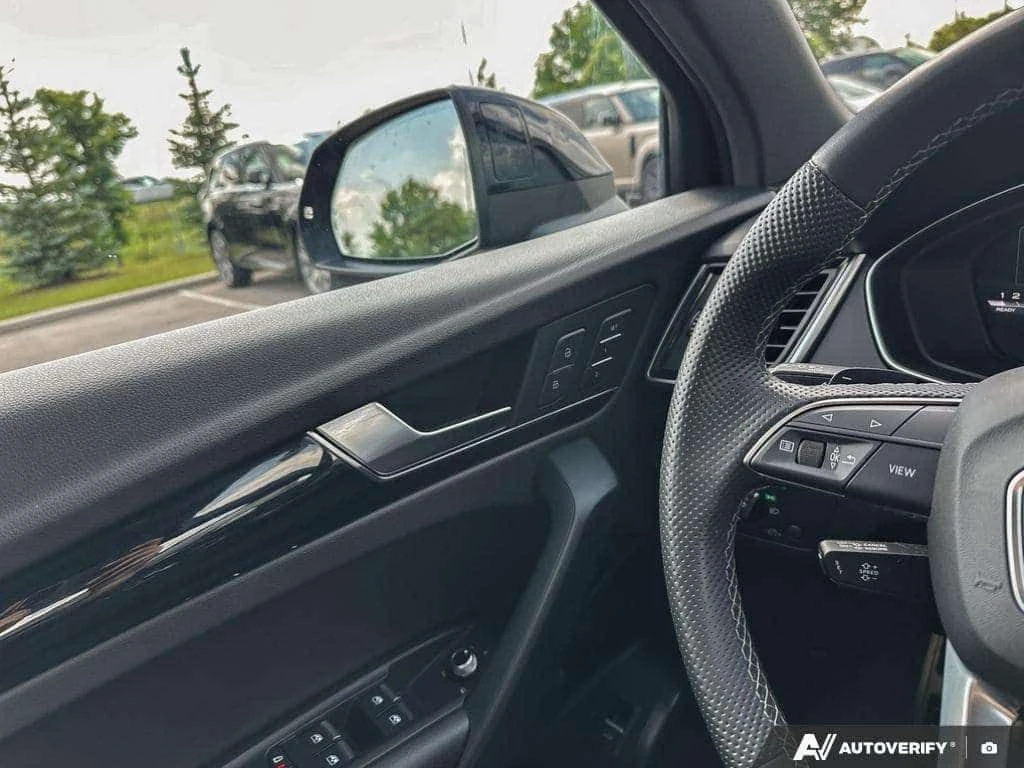 Audi Q5 * S LINE BLACK OPTICS UPGRADED WHEELS * CARFAX * Ц, снимка 14 - Автомобили и джипове - 55446474