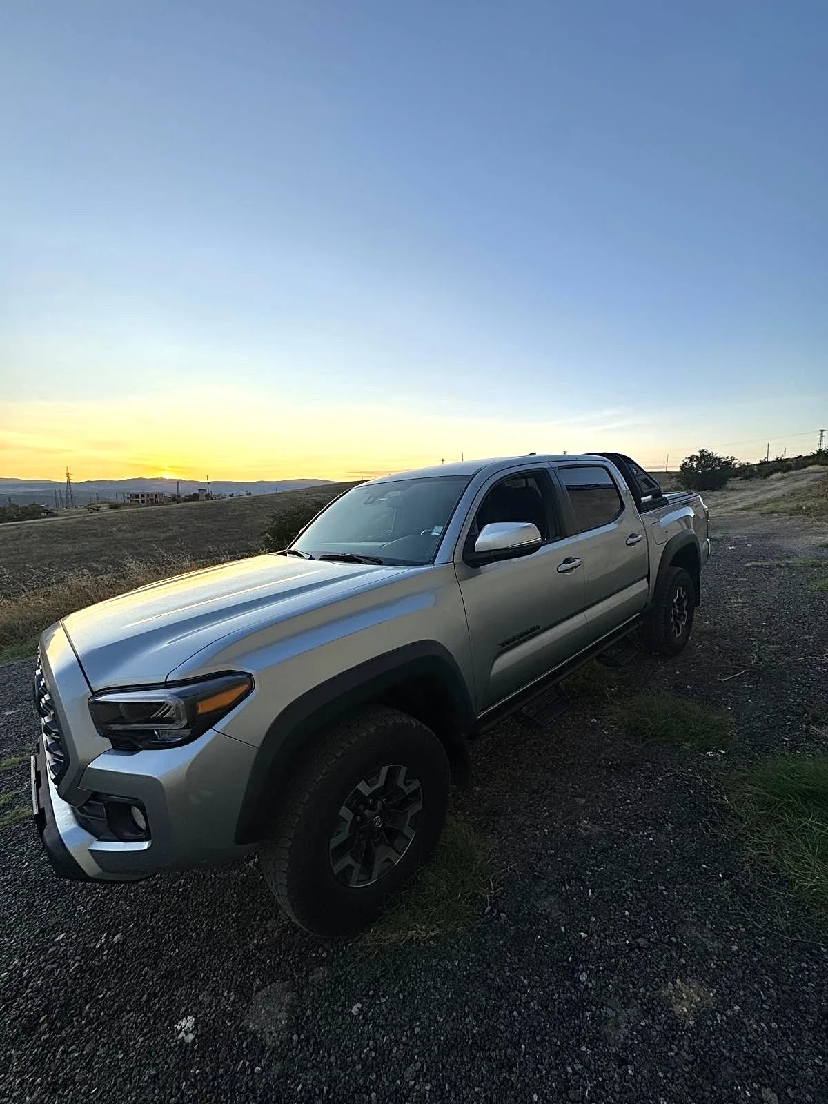 Toyota Tacoma TRD OFFROAD 3.5 V6 AUTOMATIC, снимка 2 - Автомобили и джипове - 55729573
