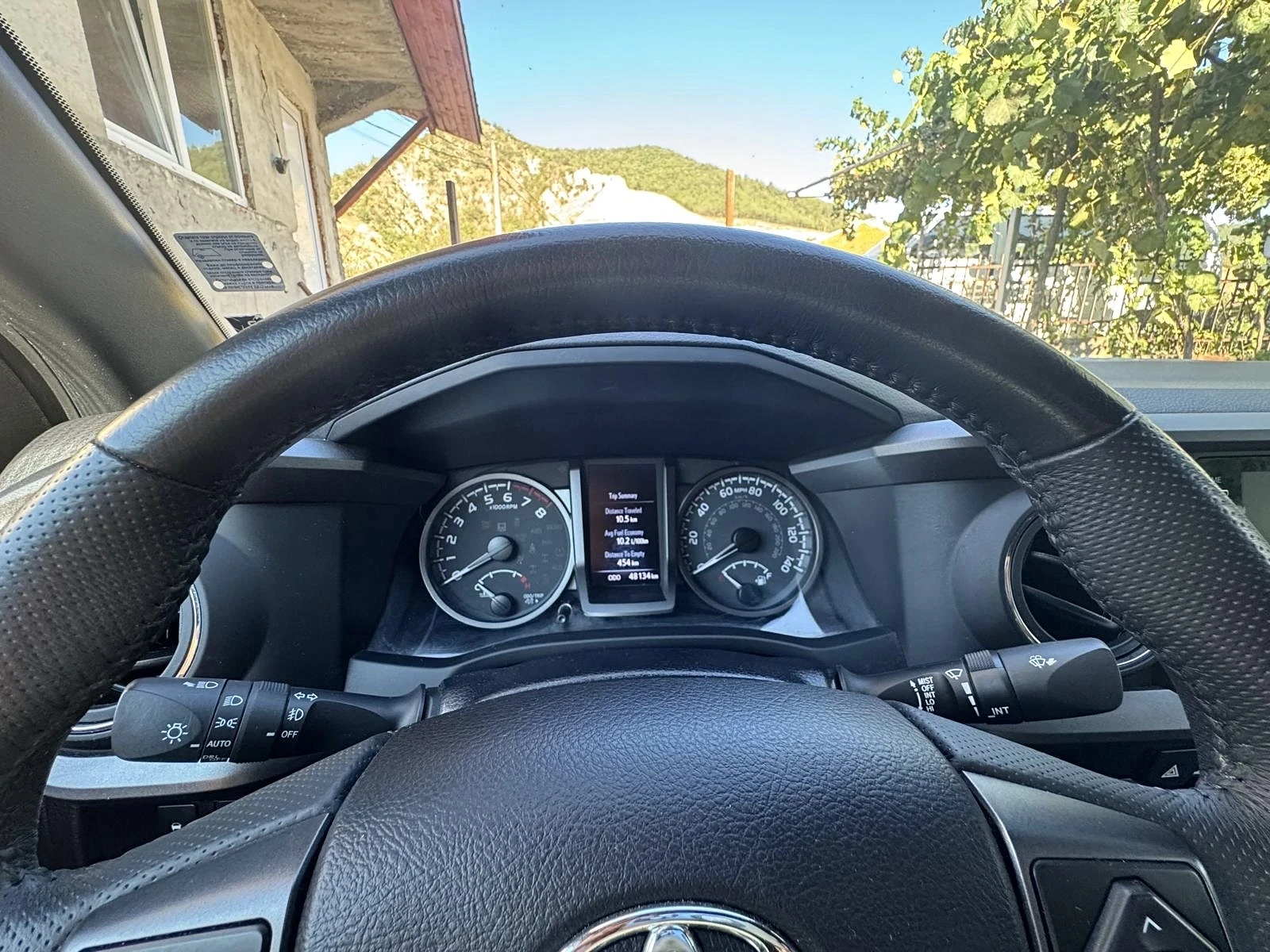 Toyota Tacoma TRD OFFROAD 3.5 V6 AUTOMATIC, снимка 5 - Автомобили и джипове - 55729573
