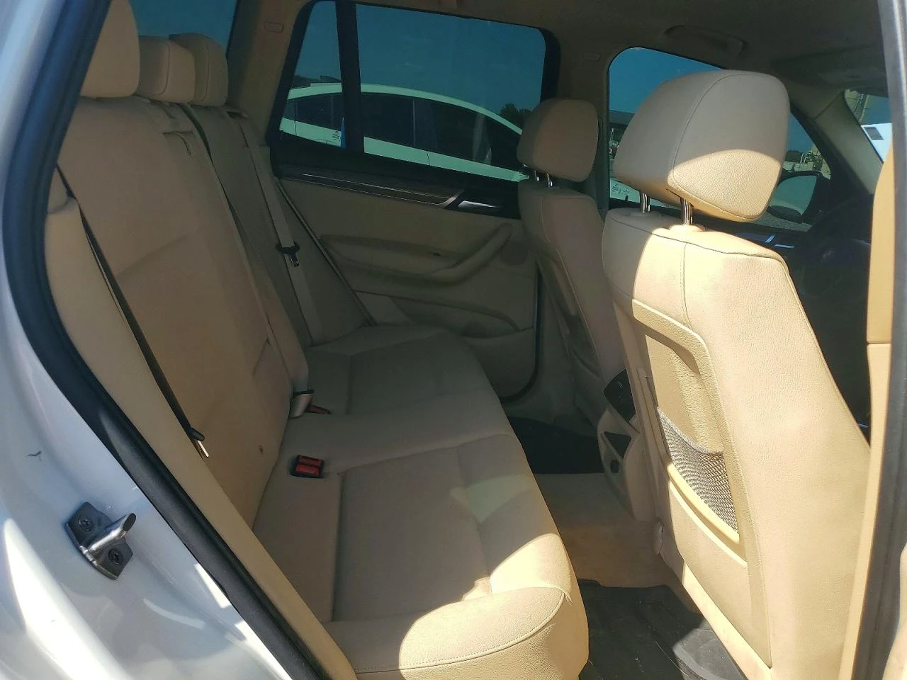 BMW X3 2.0l xDrive28I, снимка 11 - Автомобили и джипове - 56420102