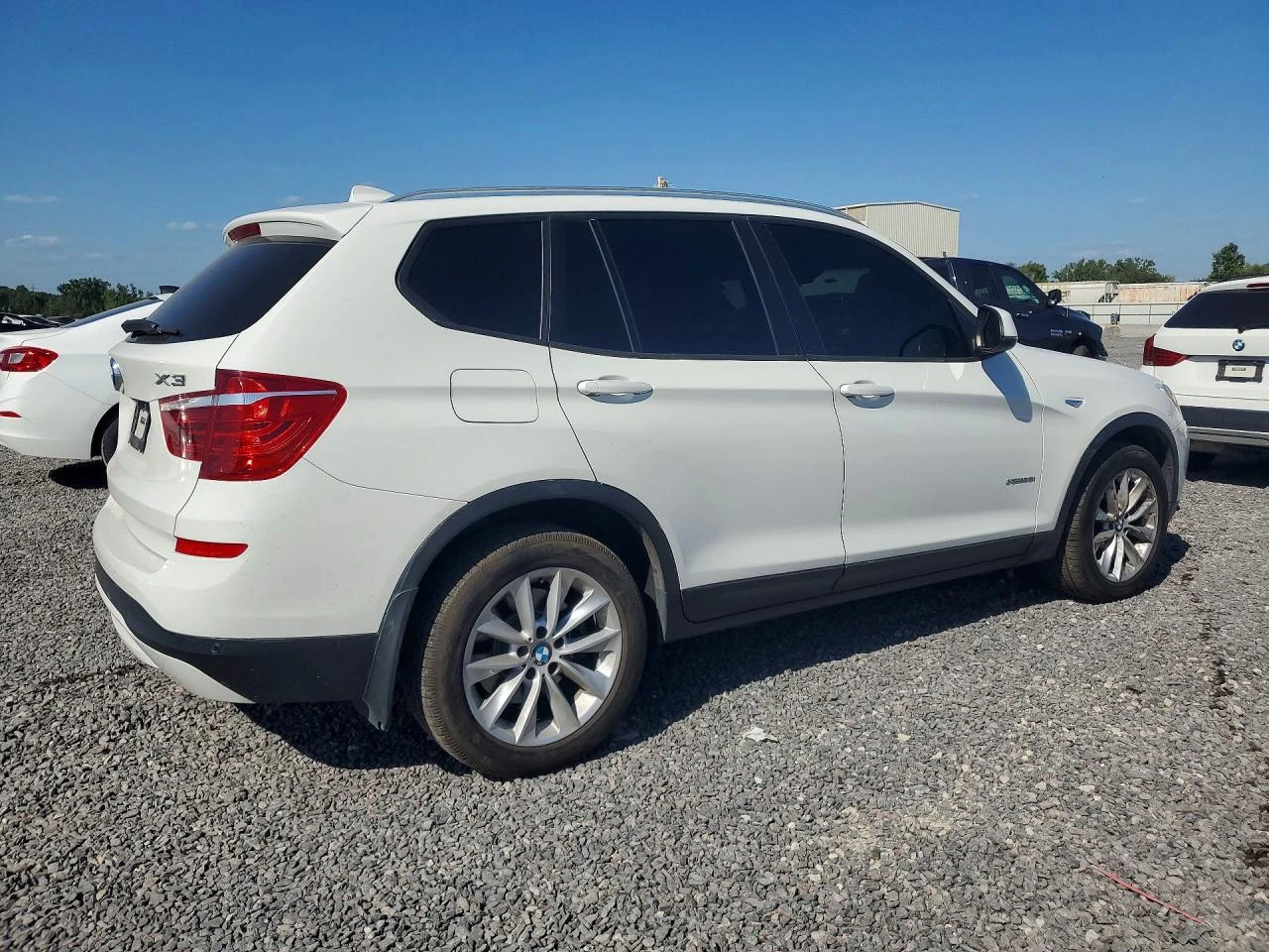 BMW X3 2.0l xDrive28I, снимка 3 - Автомобили и джипове - 56420102