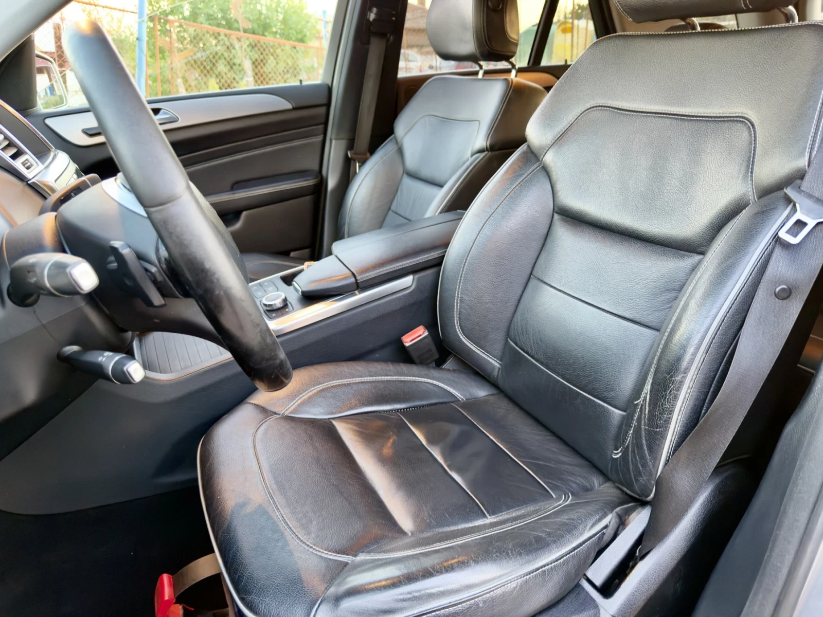 Mercedes-Benz ML 350 Ml350, снимка 12 - Автомобили и джипове - 56432878