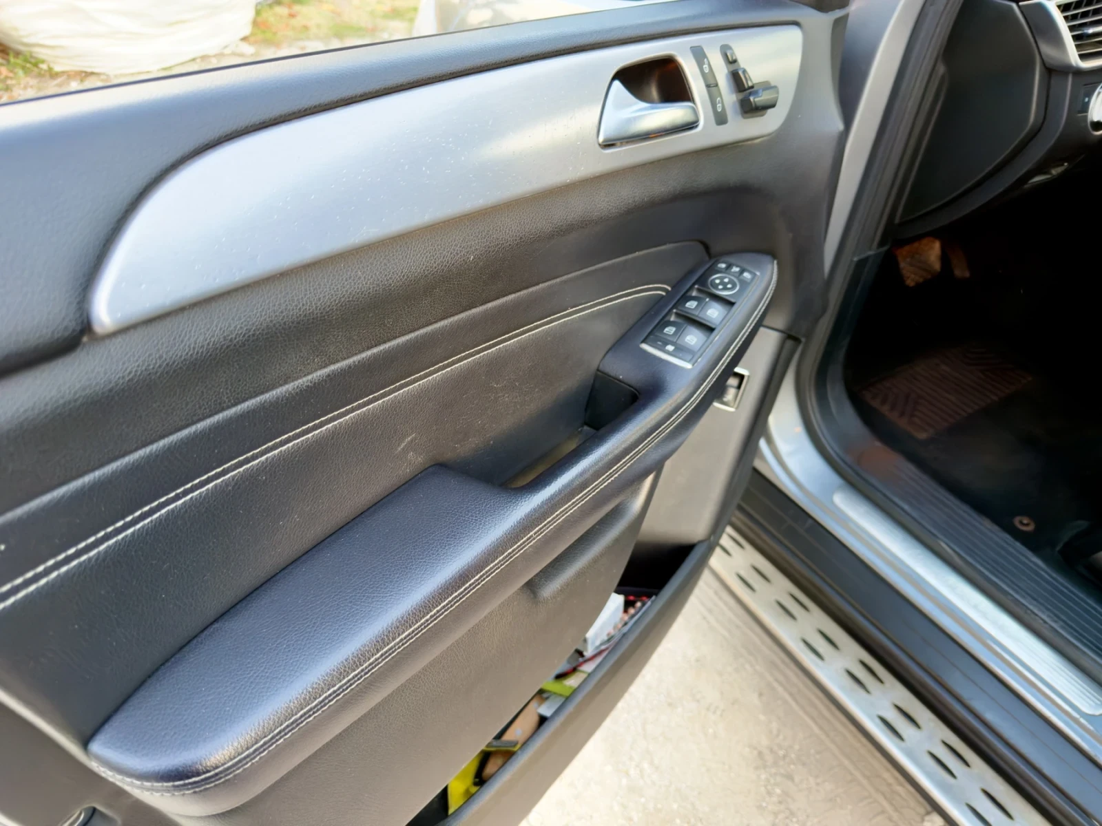Mercedes-Benz ML 350 Ml350, снимка 11 - Автомобили и джипове - 56432878