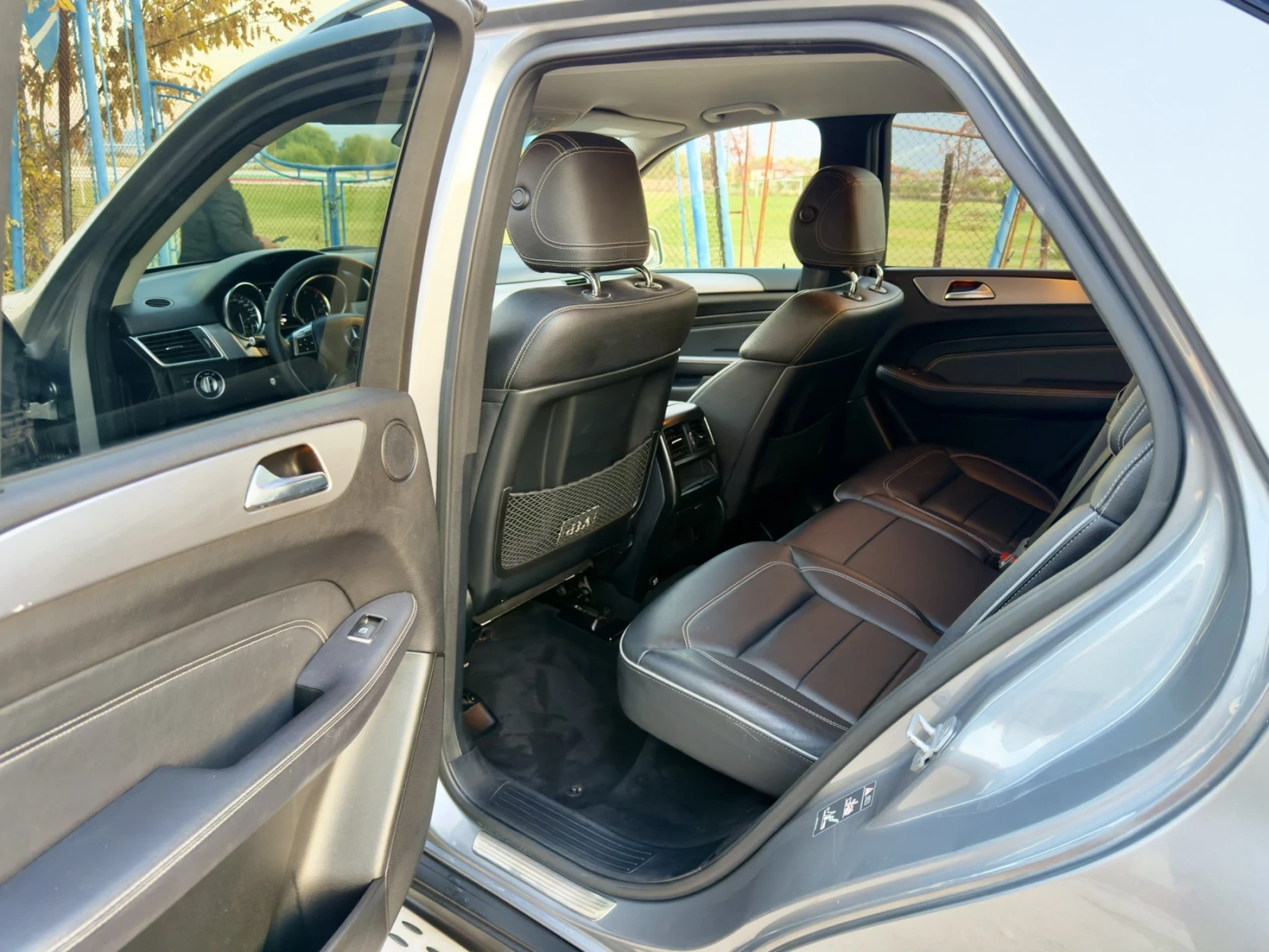 Mercedes-Benz ML 350 Ml350, снимка 13 - Автомобили и джипове - 56432878