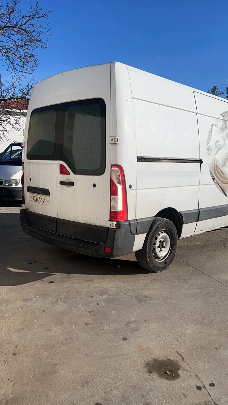 Renault Master, снимка 4 - Бусове и автобуси - 48403718