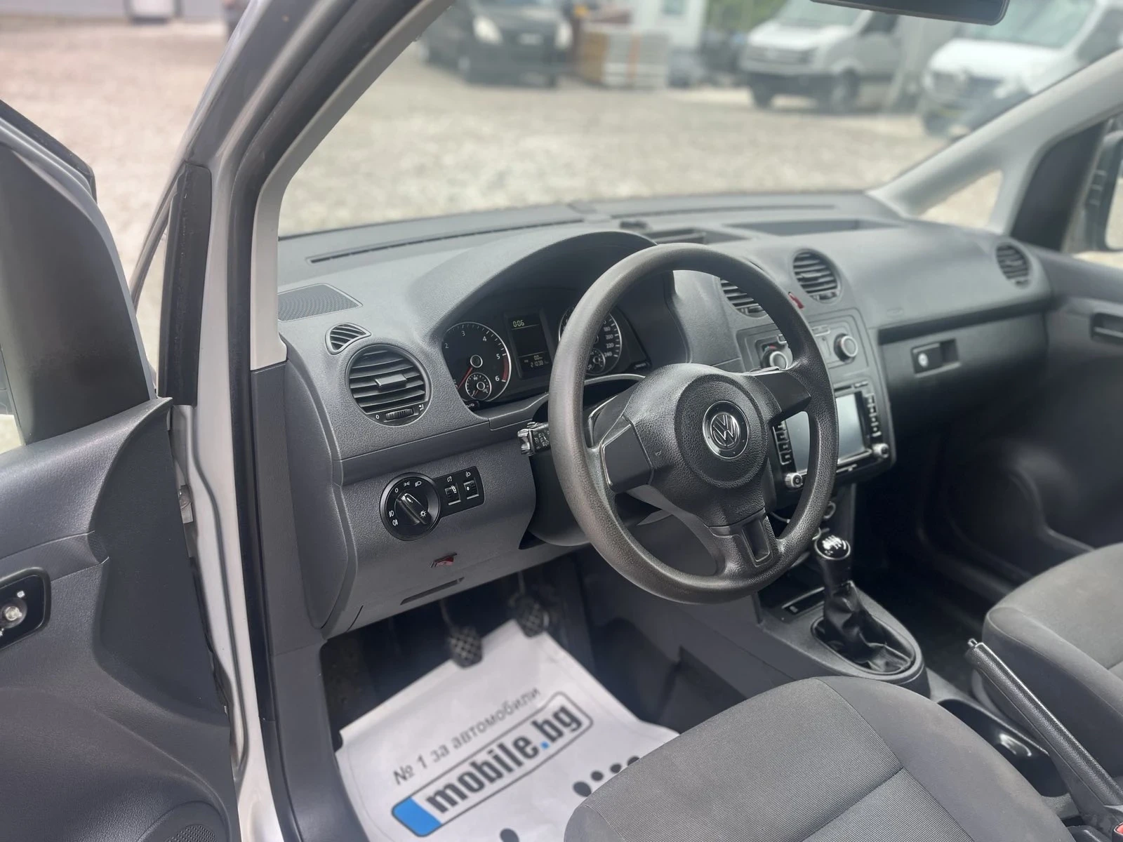 VW Caddy 1.6TDI!Топ!Клима!210х.км - изображение 8
