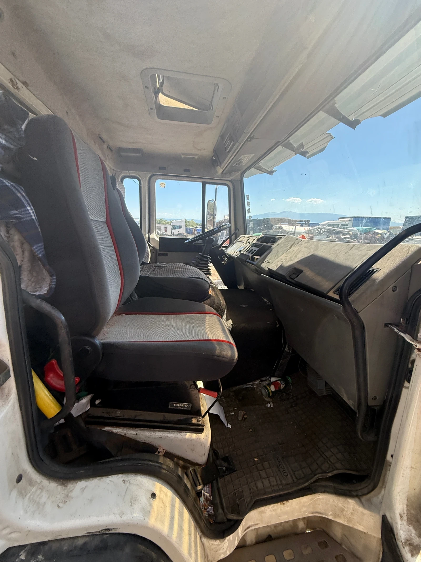 Volvo Fl  - изображение 4
