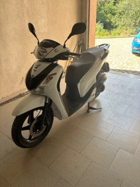Обява за продажба на Honda Sh 150i ~2 500 лв. - изображение 1