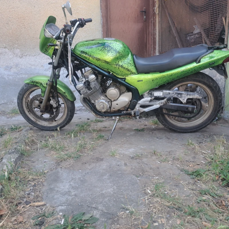 Yamaha XJ Divertion 