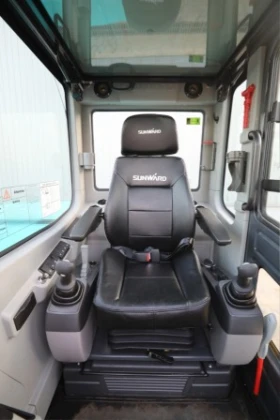 Багер Sunward SWE90UF, снимка 6