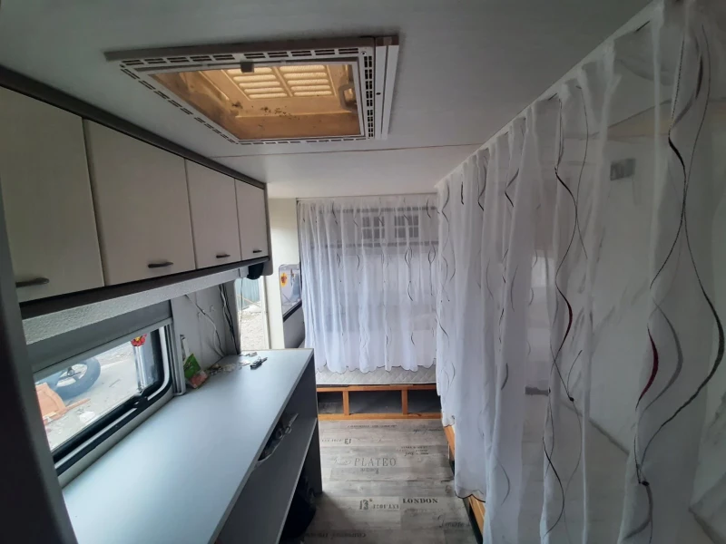 Каравана Hobby 595, снимка 10 - Каравани и кемпери - 52818471