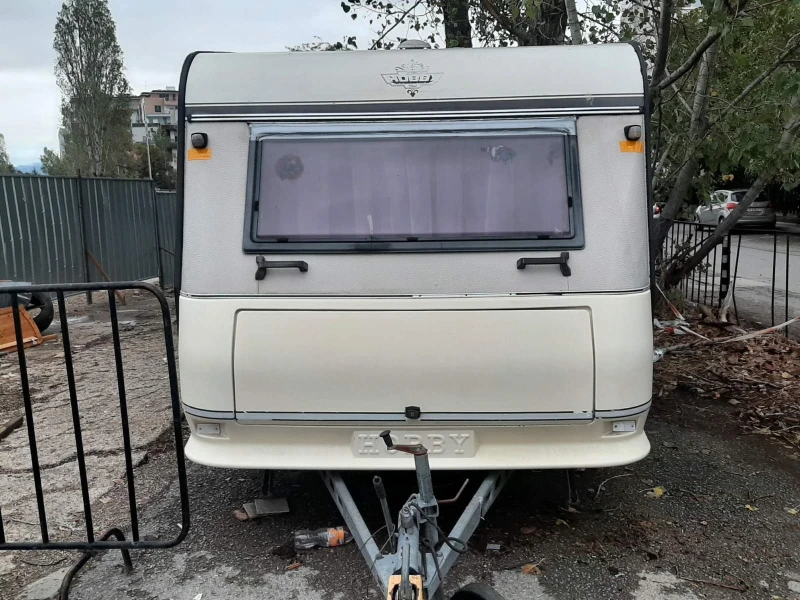 Каравана Hobby 595, снимка 2 - Каравани и кемпери - 52818471