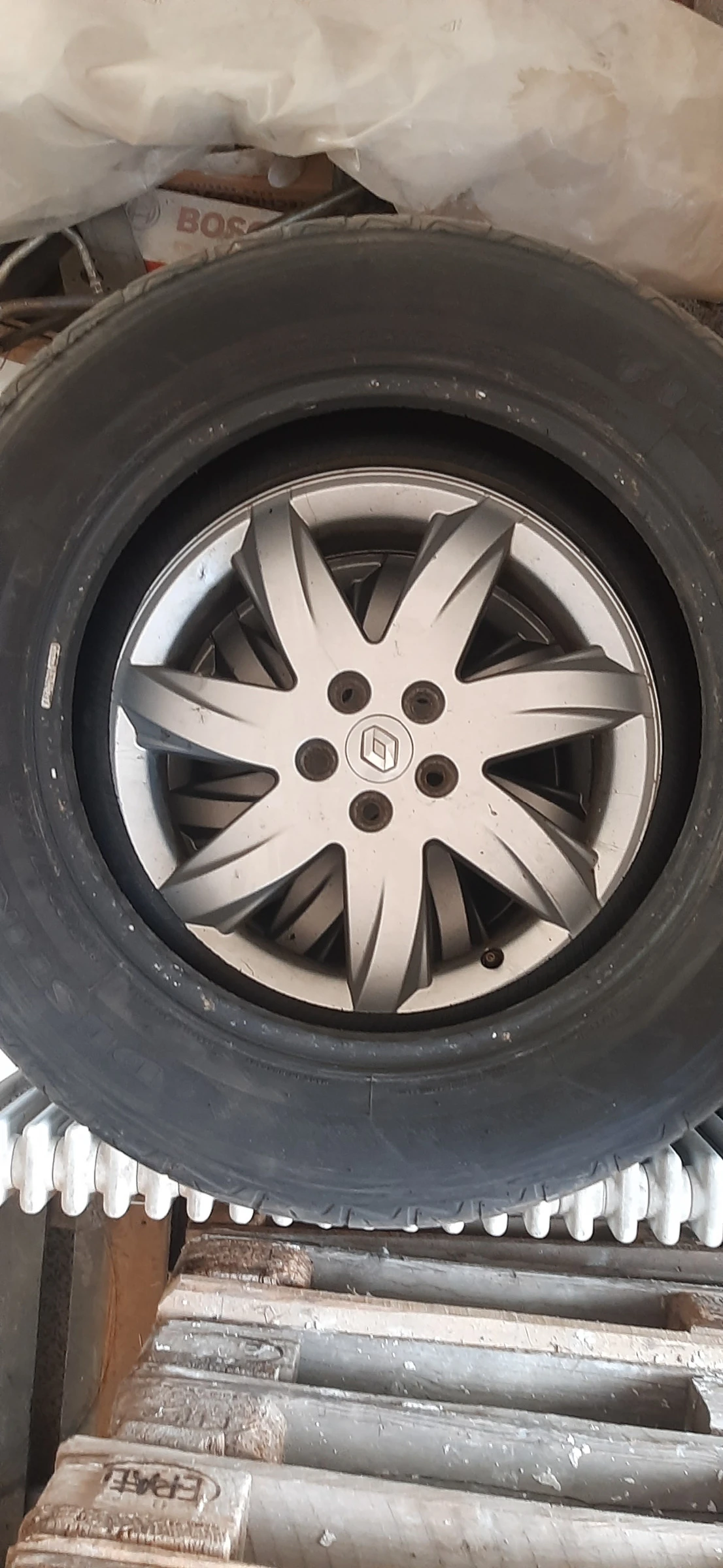    225/55R17  Renault Espace | Mobile.bg   1