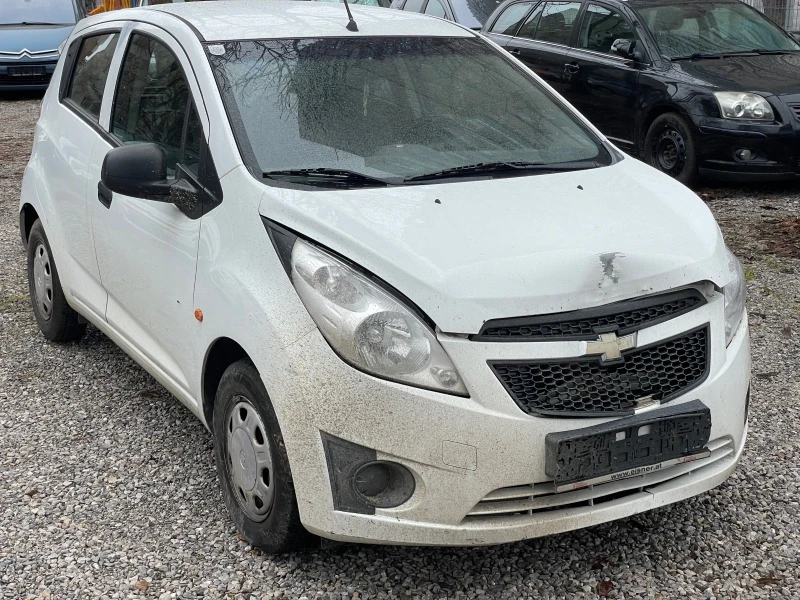 Chevrolet Spark, снимка 3 - Автомобили и джипове - 43717576