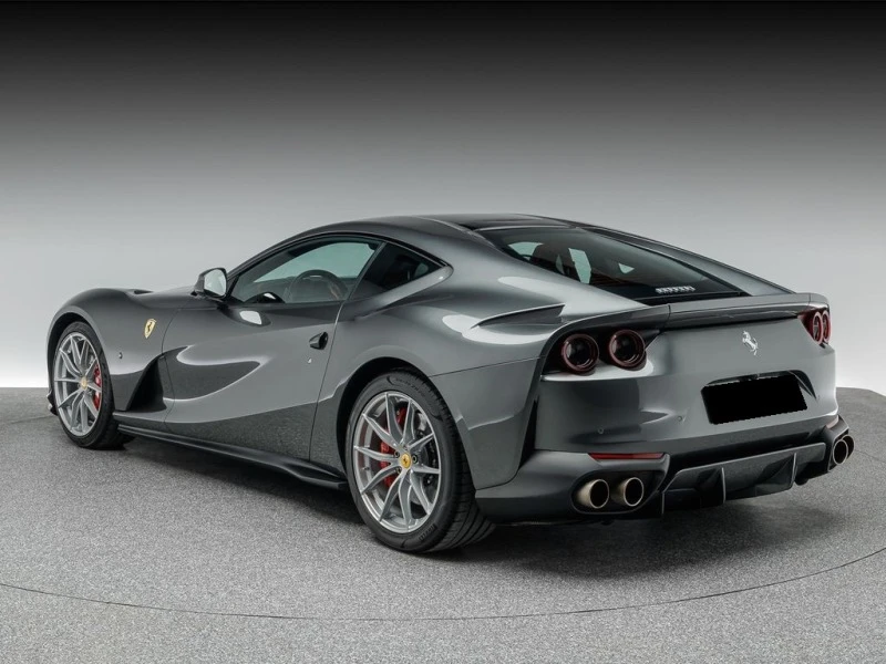 Ferrari 812 Superfast / CARBON/ CERAMIC/ JBL/ CAMERA/, снимка 6 - Автомобили и джипове - 44970079