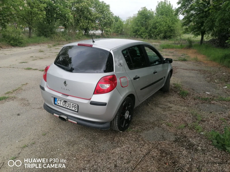 Renault Clio, снимка 7 - Автомобили и джипове - 47555274