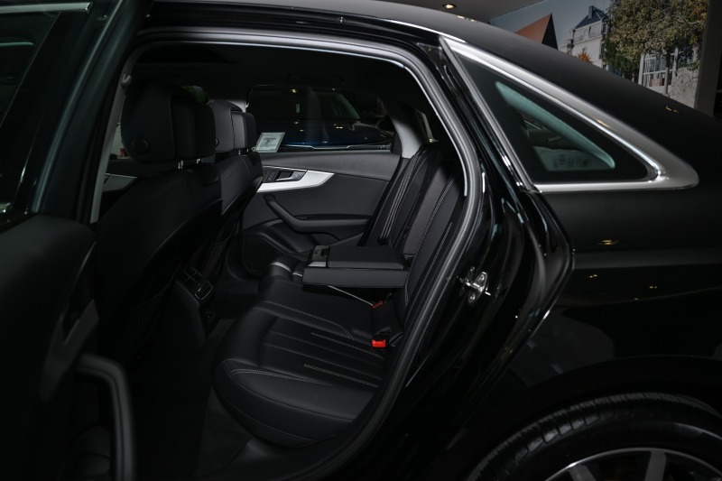 Audi A4 Komfort ЛИЗИНГ БЕЗ ПЪРВОНАЧАЛНА ВНОСКА , снимка 8 - Автомобили и джипове - 46038073