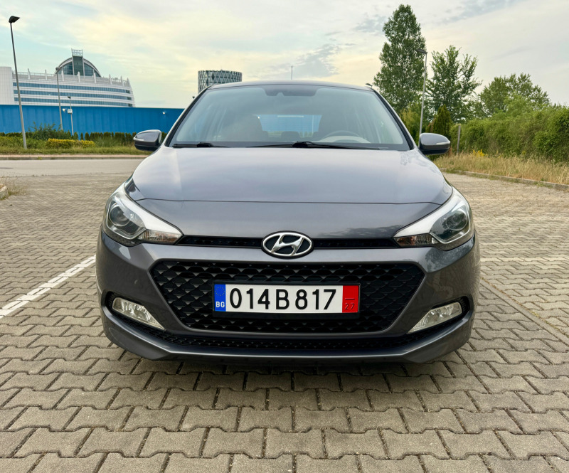 Hyundai I20    1.4i  - ТОП СЪСТОЯНИЕ  -, снимка 8 - Автомобили и джипове - 46384713