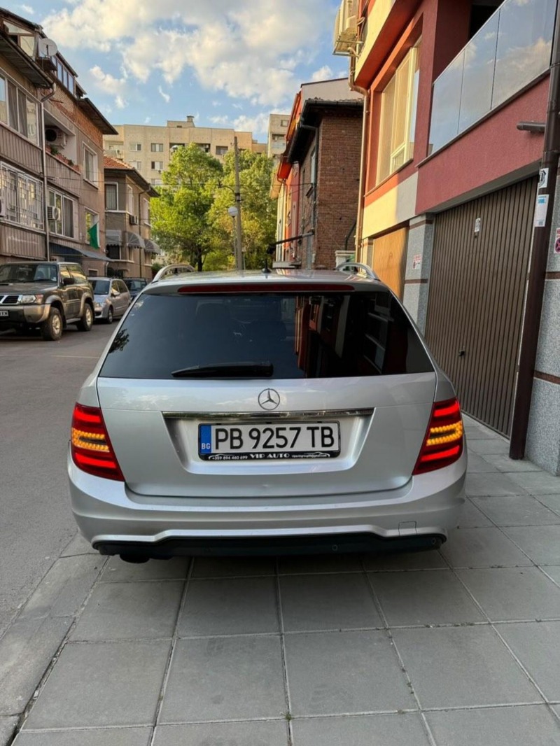 Mercedes-Benz C 180, снимка 3 - Автомобили и джипове - 46593110