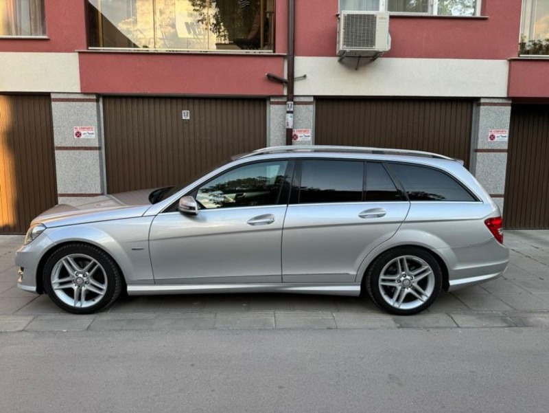 Mercedes-Benz C 180, снимка 4 - Автомобили и джипове - 46593110