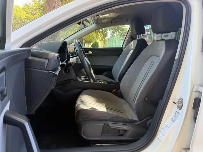 Seat Leon 2.0TDI EURO6* DIGITA* LineASSIST* АВТОПИЛОТ* Start, снимка 7 - Автомобили и джипове - 51541763