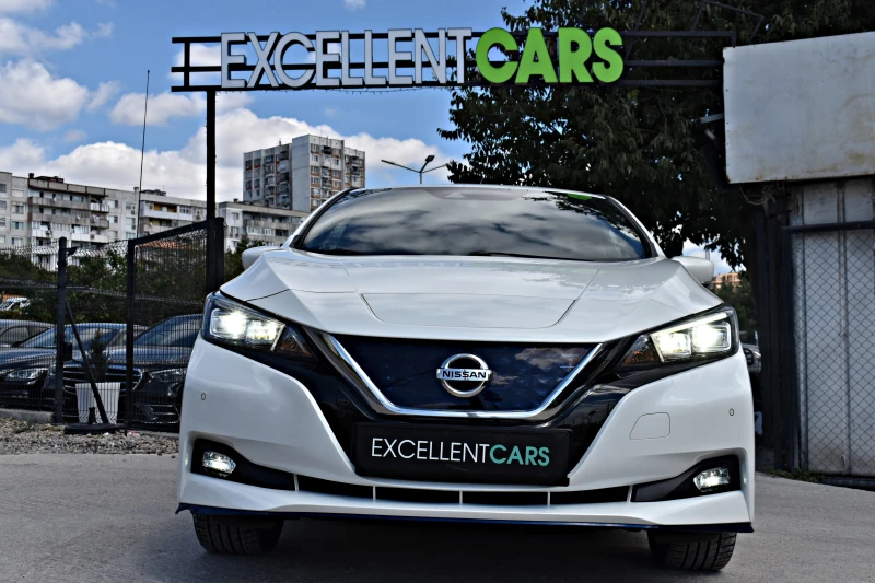 Nissan Leaf  TEKNA* 62kw/h* 218k.c * WHITE_PEARL* 360CAM, снимка 6 - Автомобили и джипове - 51569105