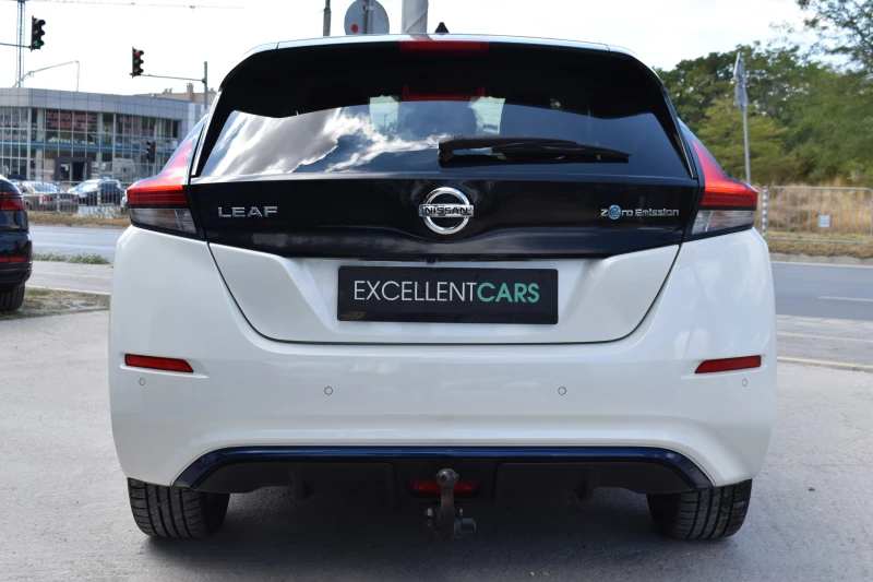 Nissan Leaf  TEKNA* 62kw/h* 218k.c * WHITE_PEARL* 360CAM, снимка 7 - Автомобили и джипове - 51569105