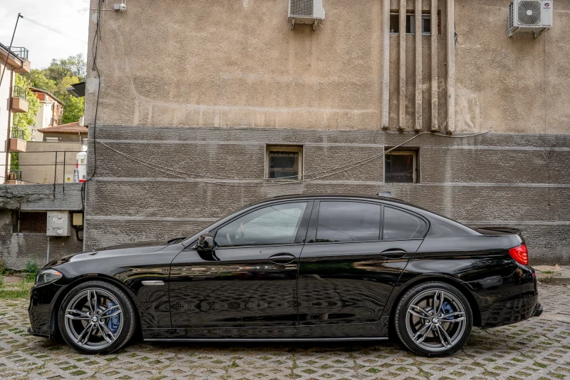 BMW 530 F10/ M-Performance/ X-Drive/ 8 ZF/ Akrapovic, снимка 6 - Автомобили и джипове - 52383691