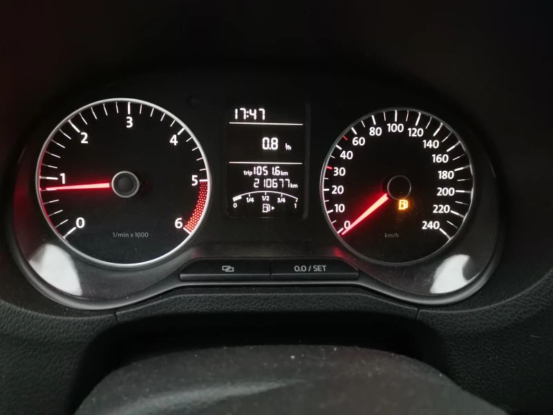VW Polo 1.6 TDI 105к.с, снимка 14 - Автомобили и джипове - 52059533