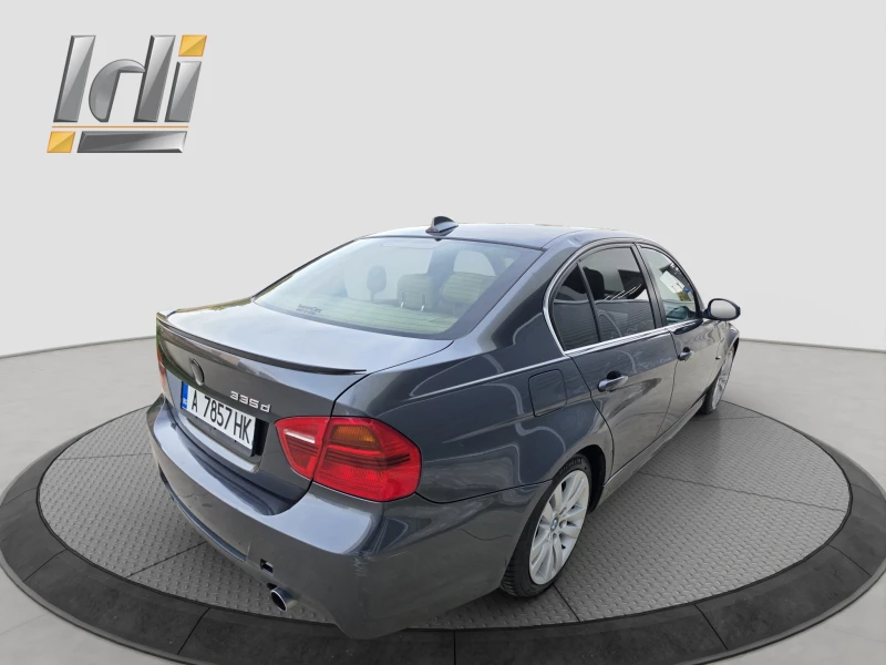 BMW 335 M-Performance, снимка 6 - Автомобили и джипове - 52139283