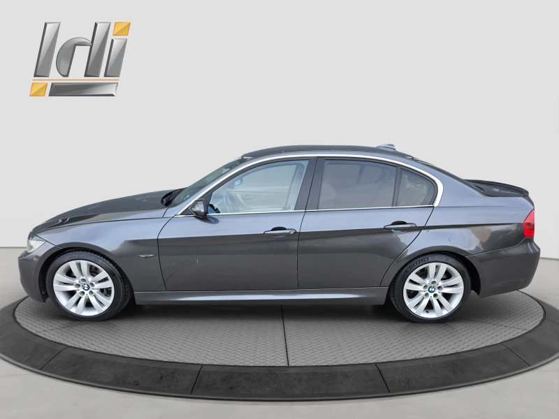 BMW 335 M-Performance, снимка 3 - Автомобили и джипове - 52139283