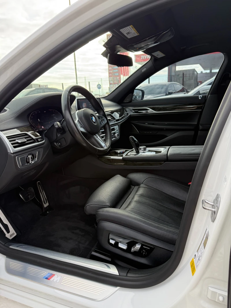 BMW 740 M-PACK HEAD-UP SOFT CLOSE, снимка 7 - Автомобили и джипове - 52706511