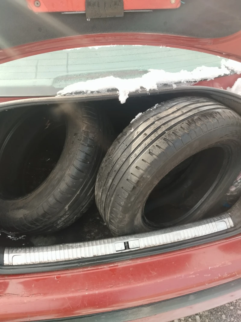 VW Bora 1.6, снимка 7 - Автомобили и джипове - 53494205