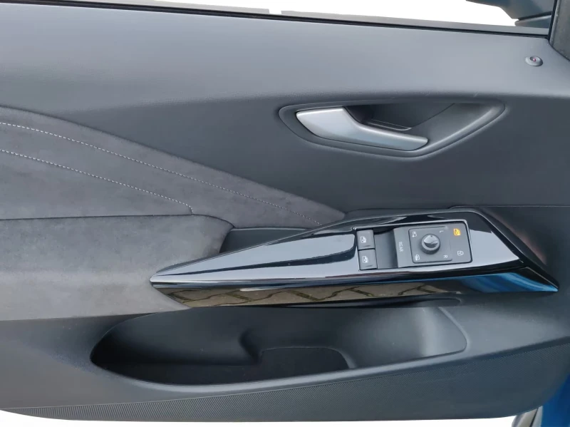 VW ID.3 PRO-S/231HP/MATRIX/PANO/HUD/CAM/H&K/H.PUMP/790g, снимка 15 - Автомобили и джипове - 53508015