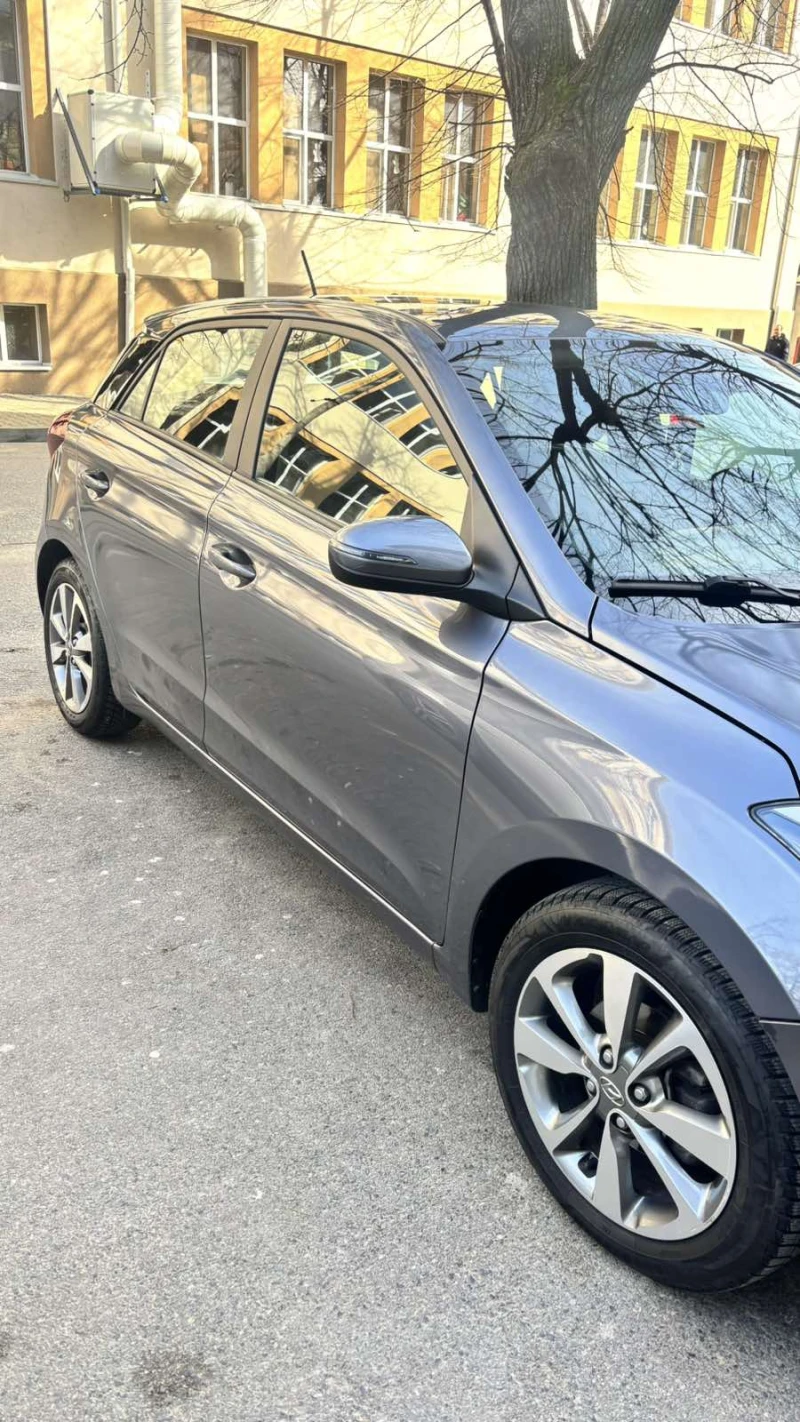 Hyundai I20, снимка 8 - Автомобили и джипове - 53557586