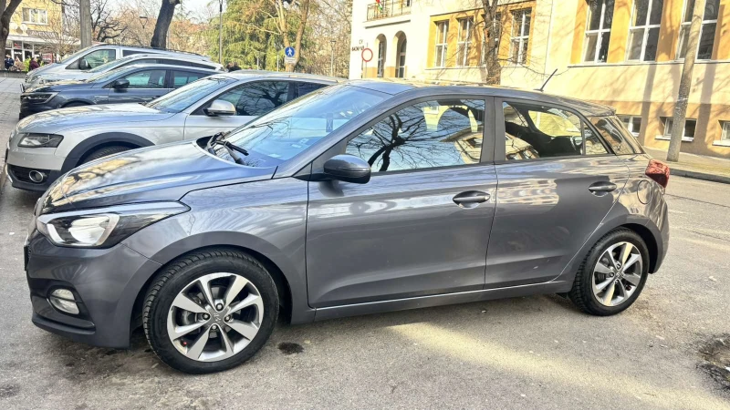 Hyundai I20, снимка 2 - Автомобили и джипове - 53557586