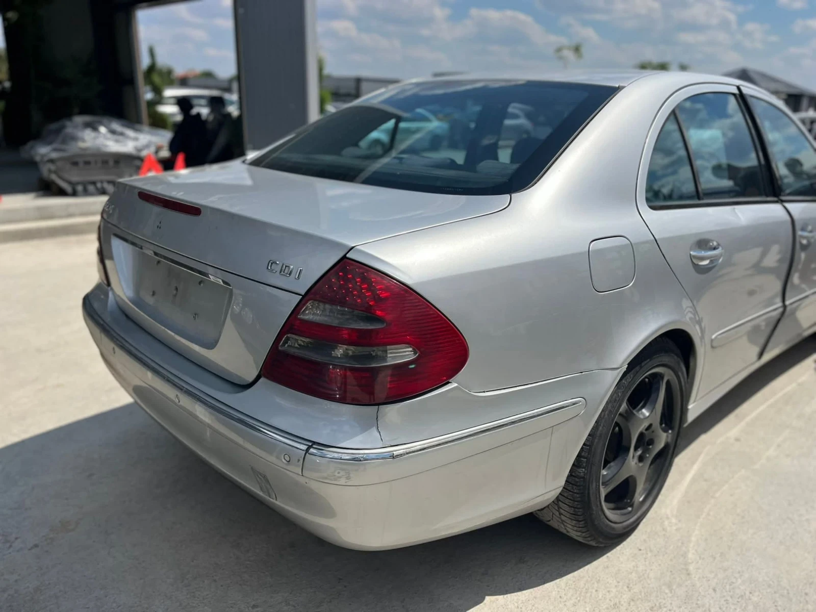 Mercedes-Benz E 270 647 - изображение 8