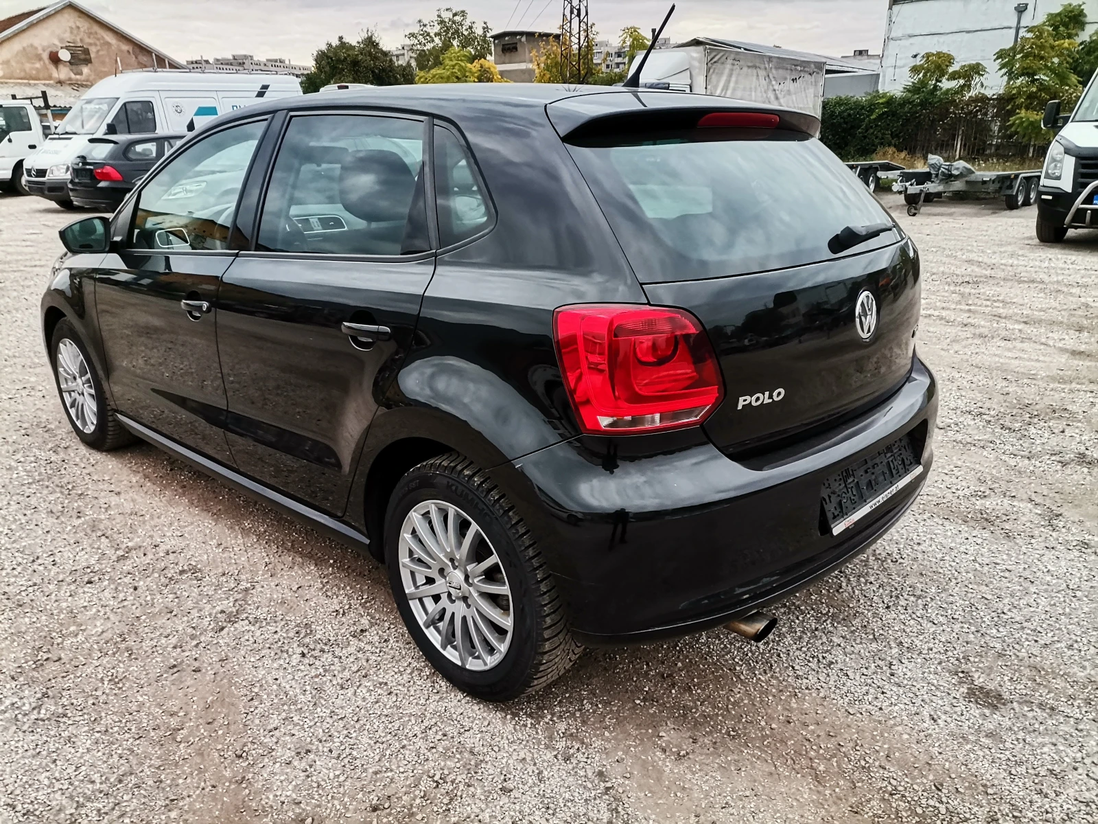 VW Polo 1.6 TDI 105к.с - изображение 4