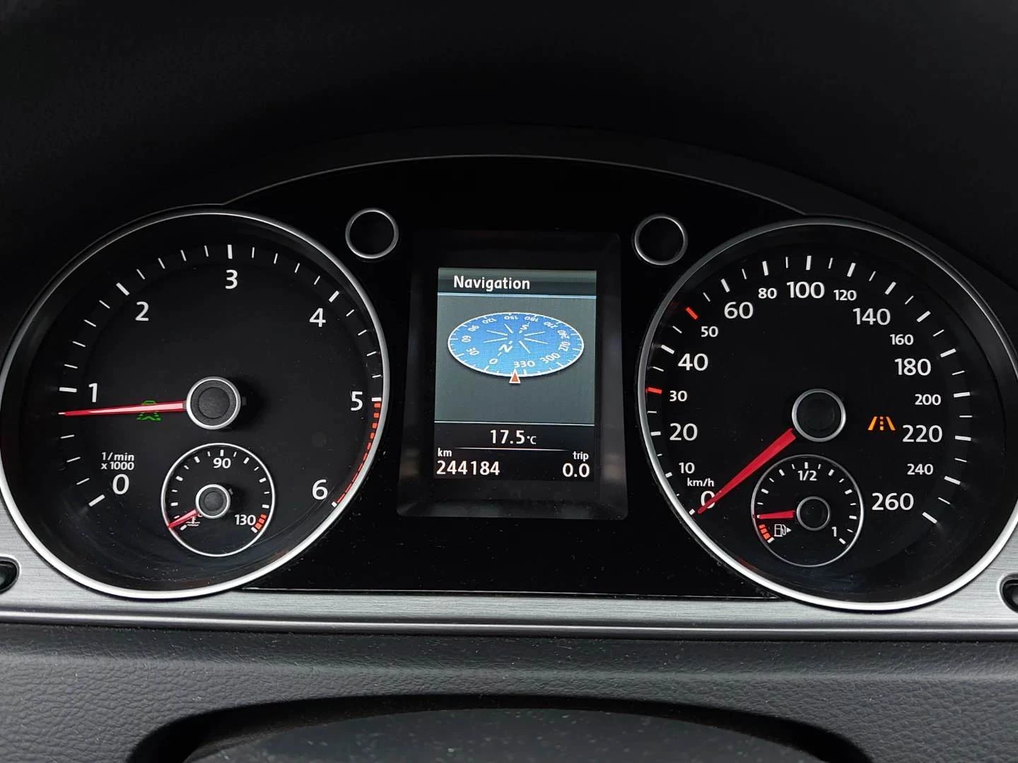 VW Passat 2.0 TDI Германия Нави LED Клима Мулти Парктроник  | Mobile.bg — изображение 12