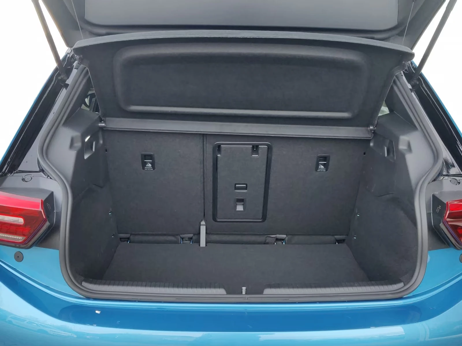 VW ID.3 PRO-S/231HP/MATRIX/PANO/HUD/CAM/H&K/H.PUMP/790g - изображение 9