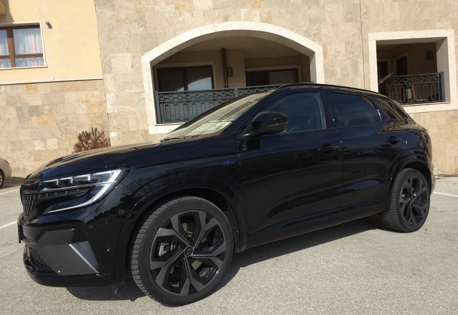 Renault Austral Esprit Alpine 4Control - изображение 4