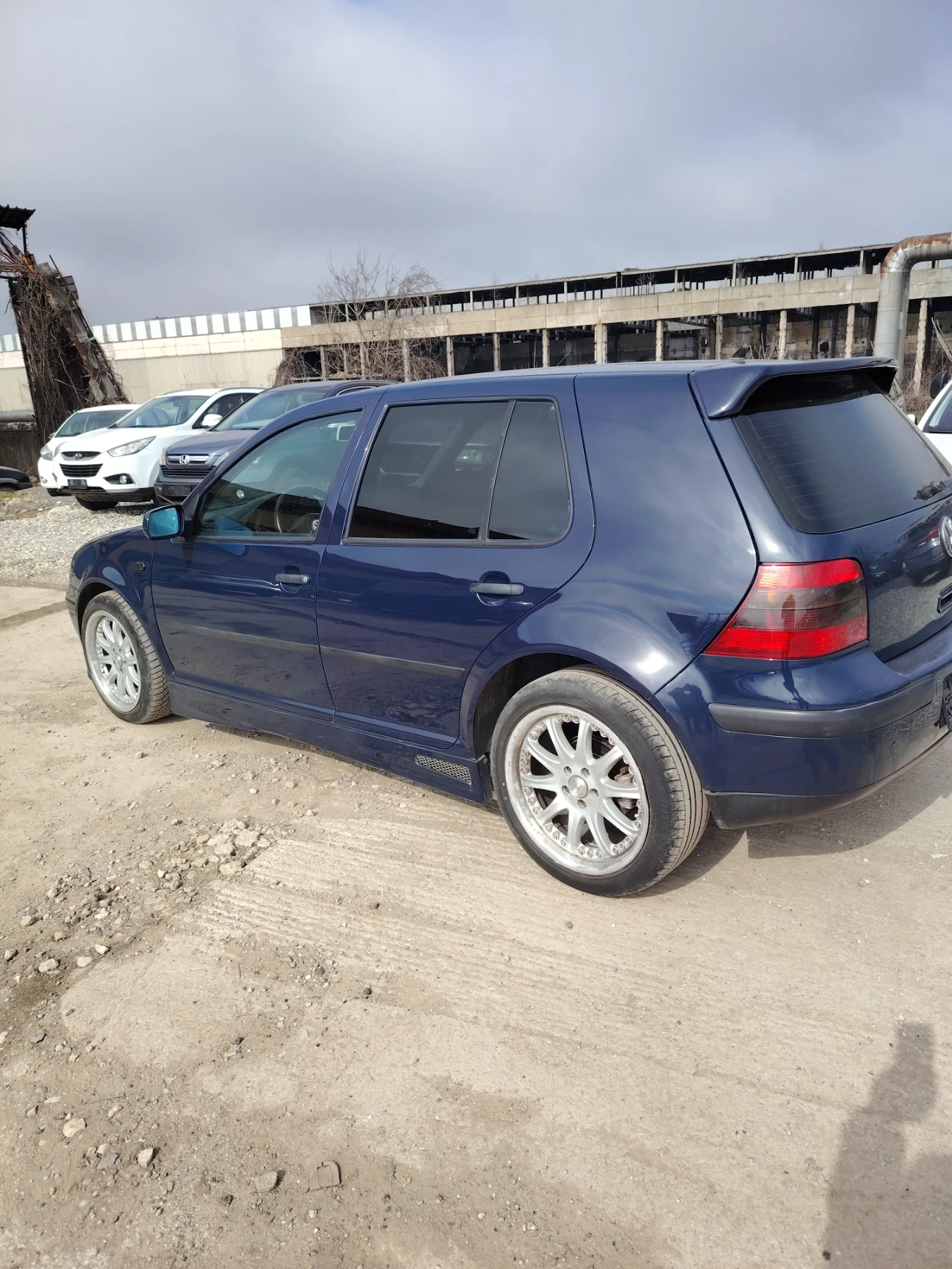 VW Golf, снимка 5 - Автомобили и джипове - 53791183