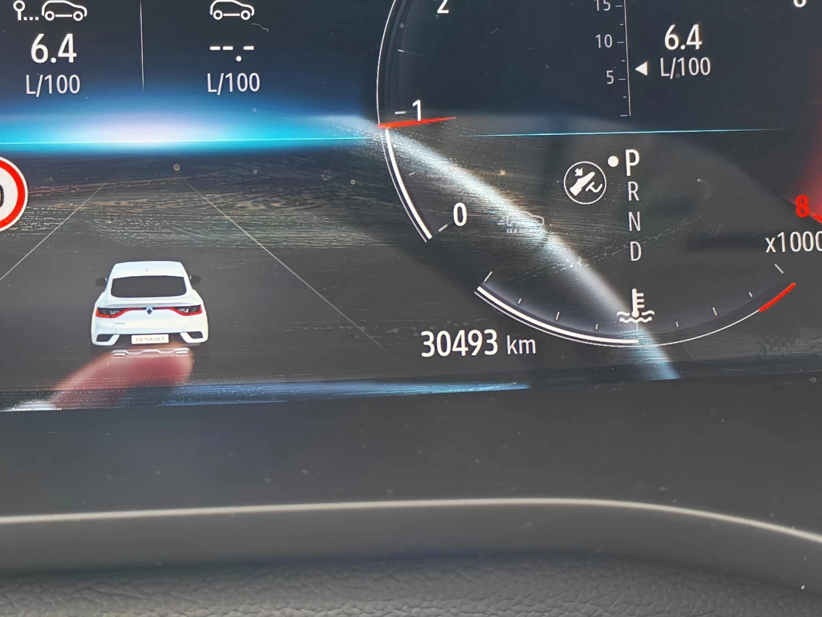 Renault Arkana, снимка 12 - Автомобили и джипове - 53862530