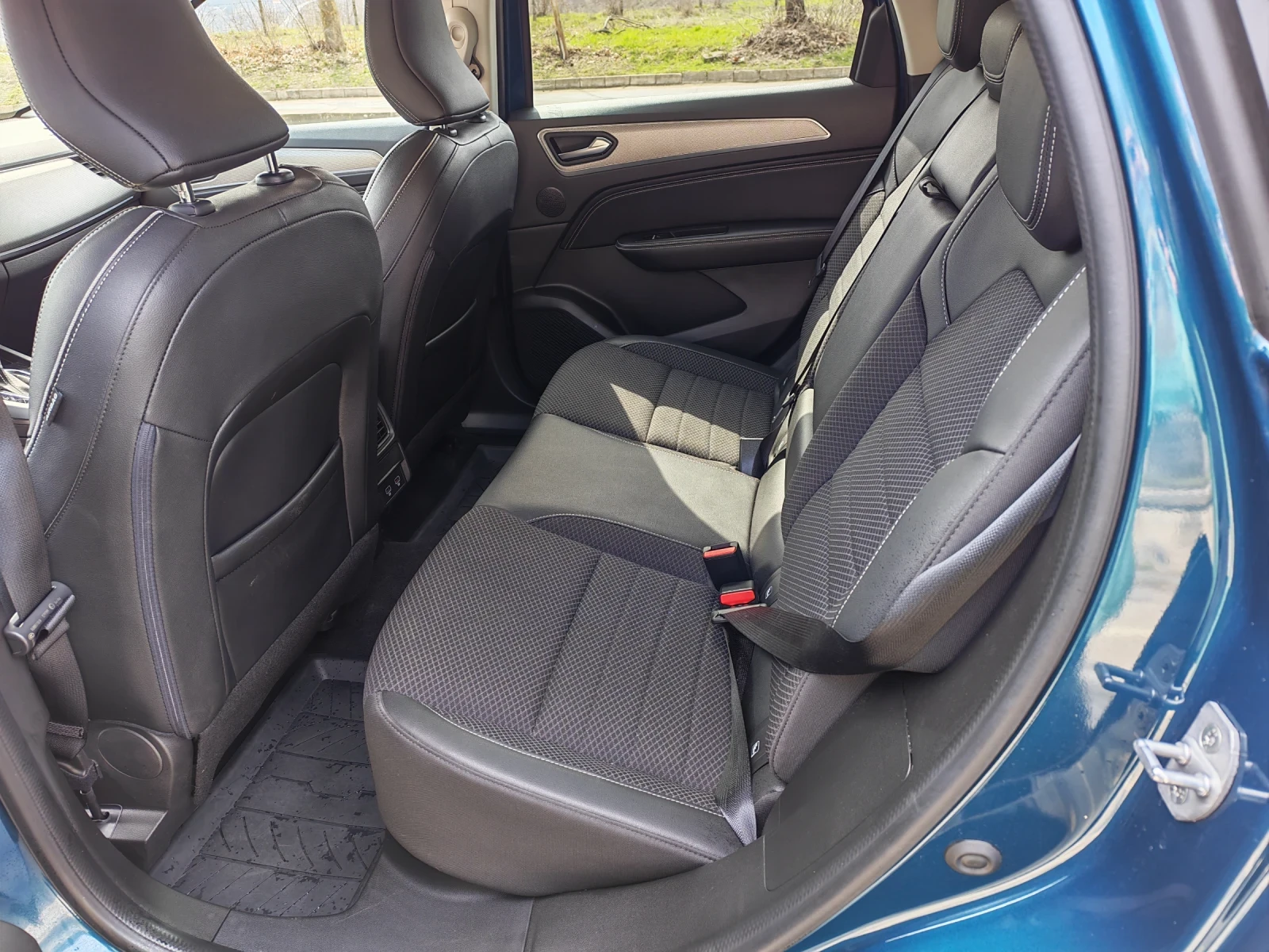 Renault Arkana, снимка 8 - Автомобили и джипове - 53862530