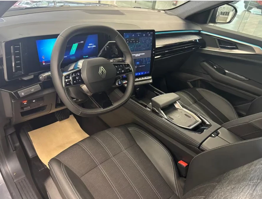 Renault Austral E-TECH/TECHNO/1.2HEV/200HP/CAM/NAVI/187h, снимка 7 - Автомобили и джипове - 54138464