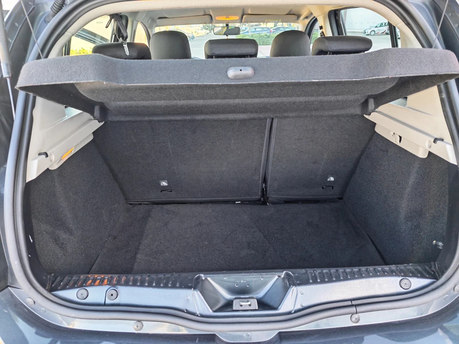 Dacia Sandero 1.0 BENZIN 90 KN STEPWAY, снимка 17 - Автомобили и джипове - 54140738