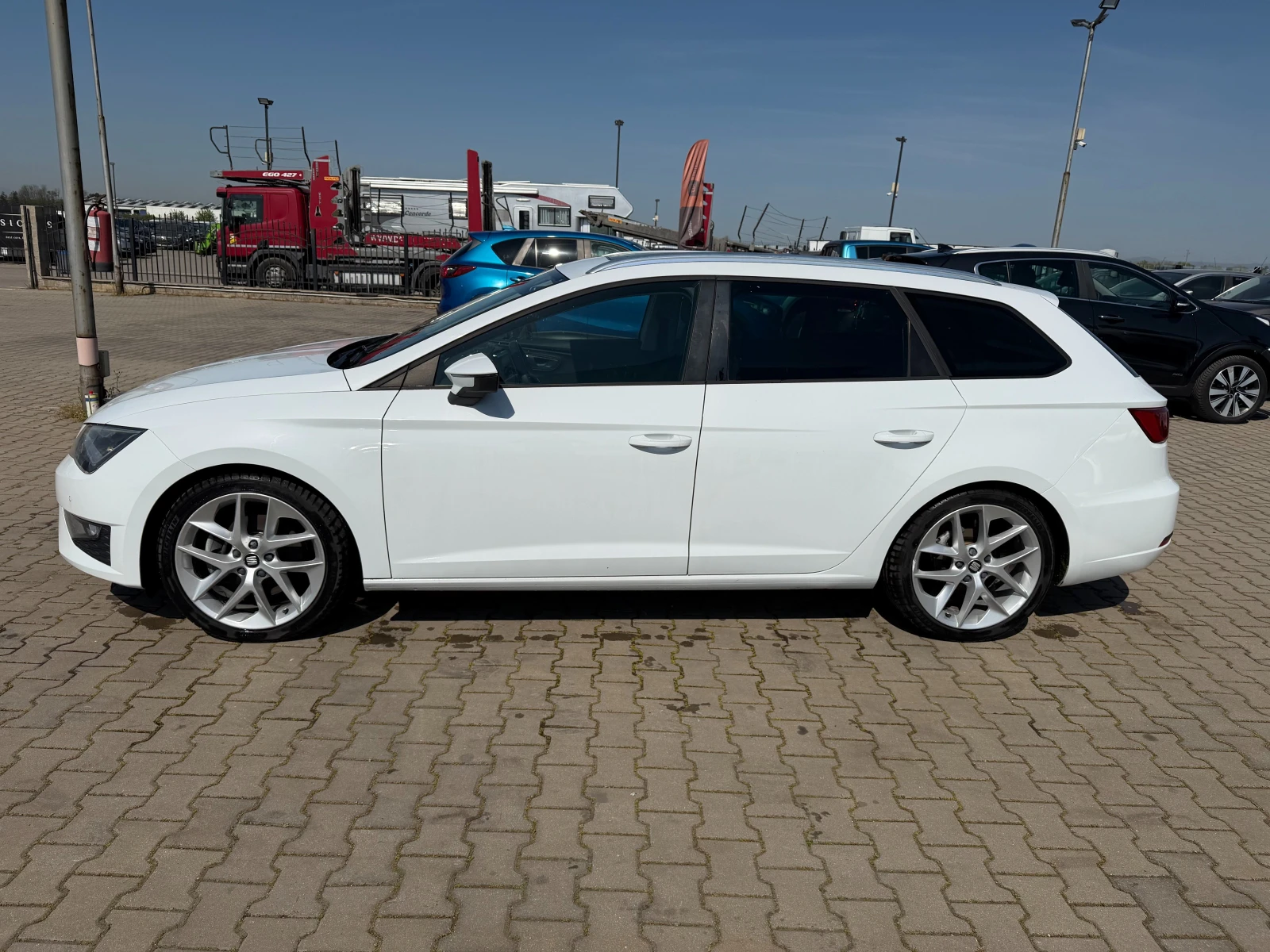 Seat Leon FR AVTOMAT/NAVI/KOJA/PANORAMA EURO 5, снимка 9 - Автомобили и джипове - 54342986