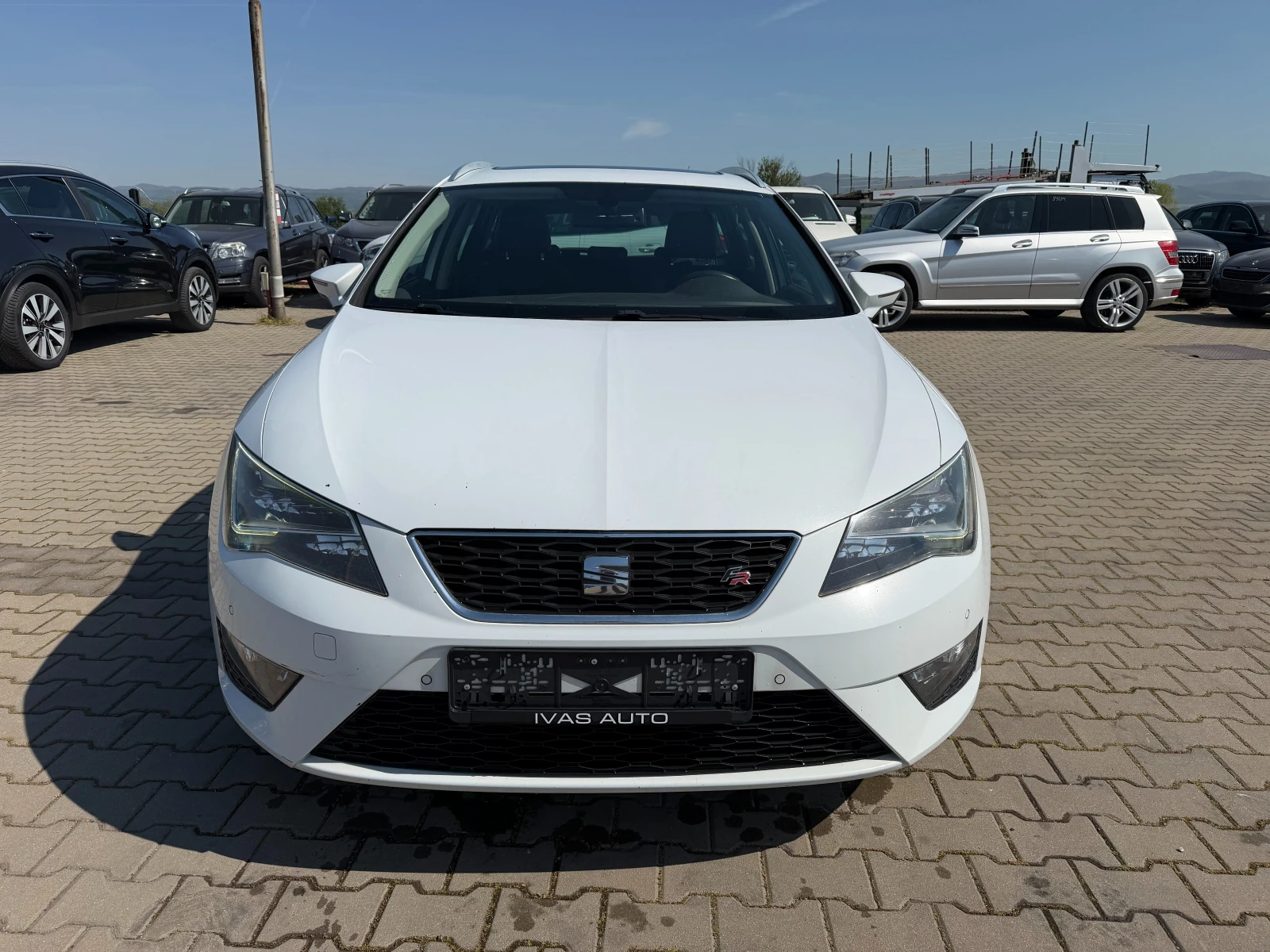 Seat Leon FR AVTOMAT/NAVI/KOJA/PANORAMA EURO 5, снимка 3 - Автомобили и джипове - 54342986