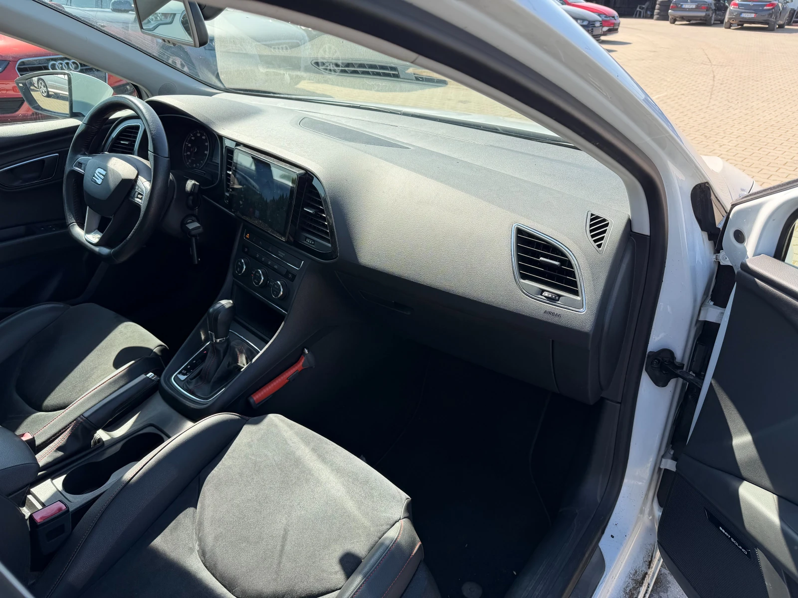 Seat Leon FR AVTOMAT/NAVI/KOJA/PANORAMA EURO 5, снимка 11 - Автомобили и джипове - 54342986